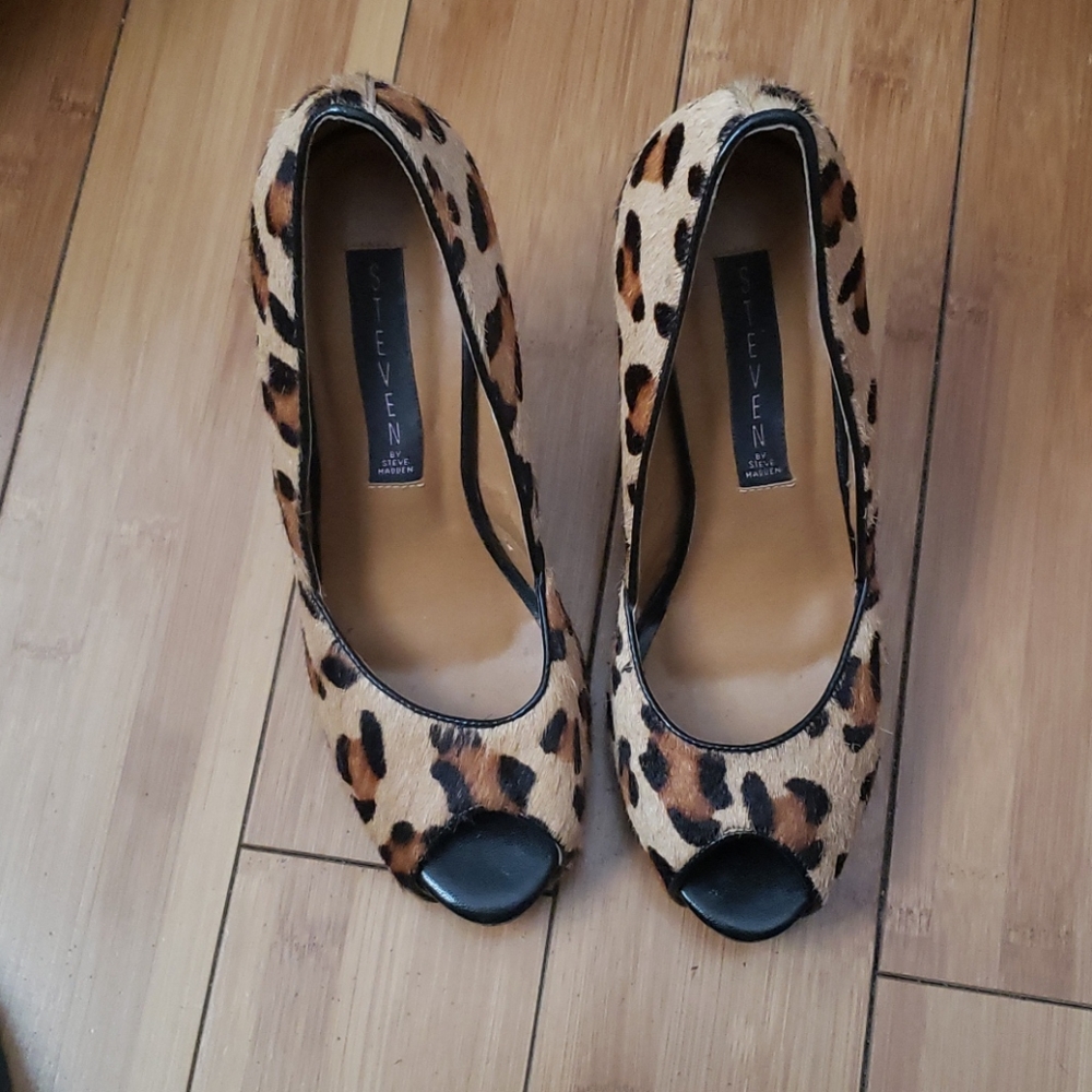 Leopard heels